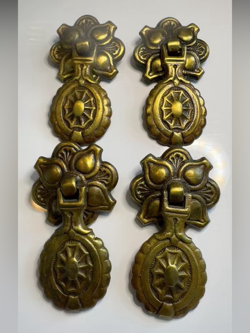 Vintage Brass Teardrop Pendant Drawer Pulls Floral Starburst Set of 4 Part 3732